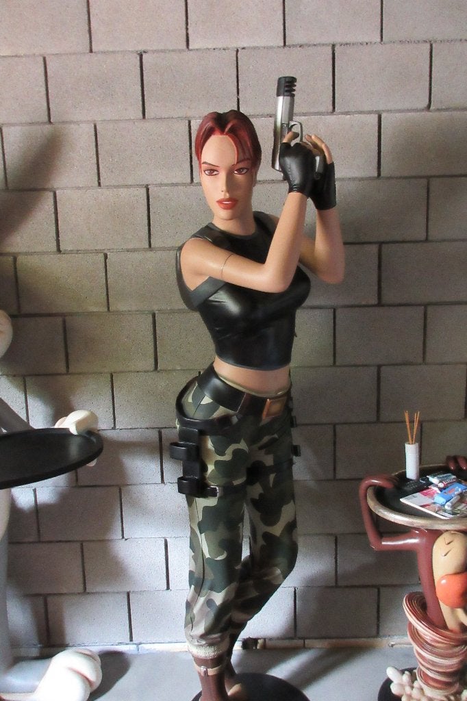 LIFESIZE LARA CROFT 1M70 hoog, Verzamelen, Ophalen, Gebruikt