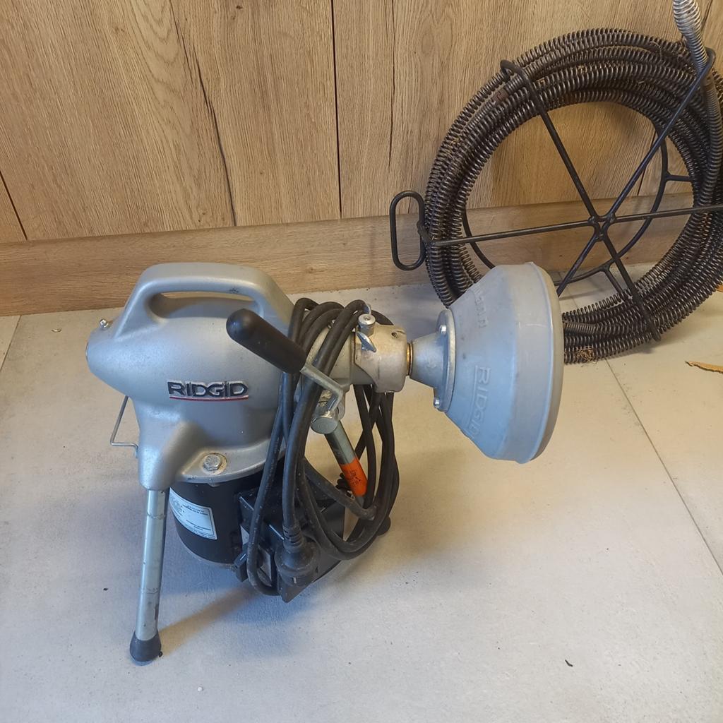 Electrische rioolrat, Enlèvement
