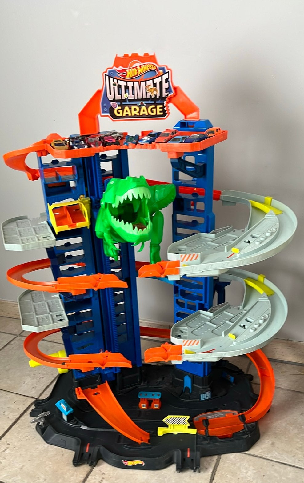 Hot Wheels City Ultimate Garage met T-Rex, Kinderen en Baby's, Ophalen, Gebruikt, Racebaan, Hot Wheels