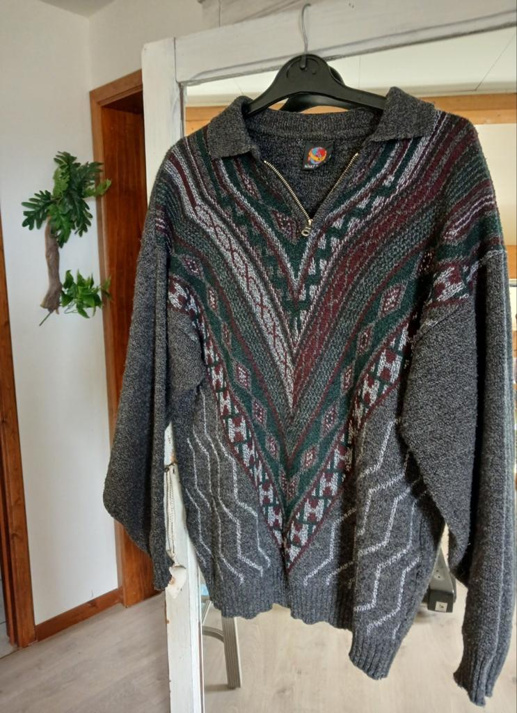 Pull homme design taille L/XL, Vêtements | Hommes, Pulls & Vestes, Enlèvement