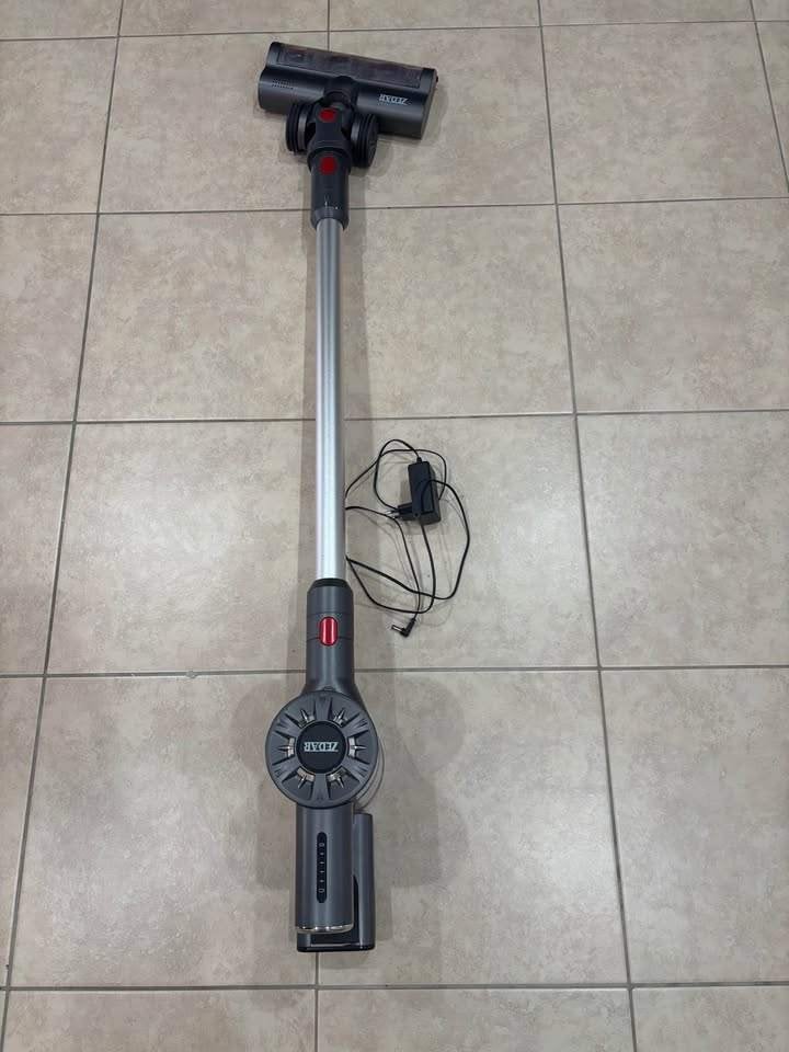 Aspirateur balai sans fil, bon état de fonctionnement, 30€, Electroménager, Convient aux sols durs, Réservoir, Aspirateur balai