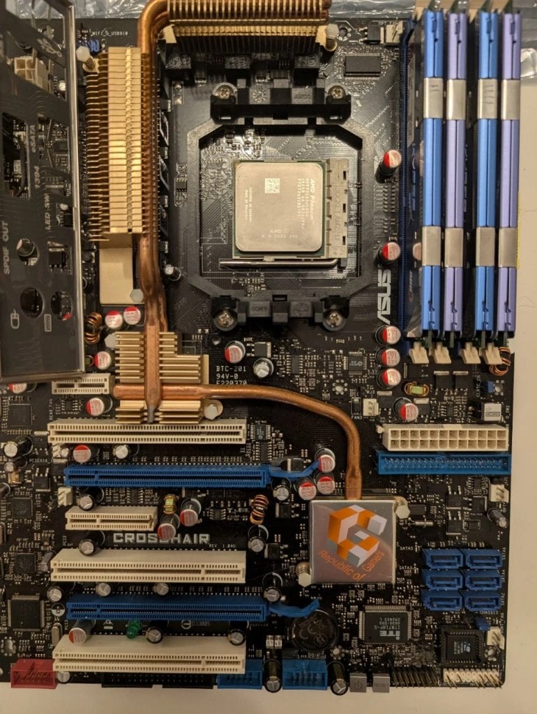 ASUS ROG Crosshair AM2 moederbord, Gebruikt, Ophalen of Verzenden, DDR2, Socket AM2
