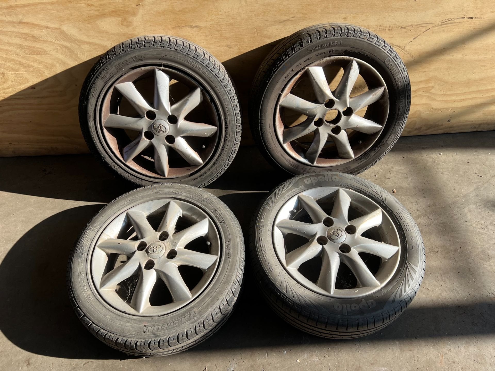 Jantes TOYOTA AYGO c1 107 4x100 54,1 14 pouces, Autos : Pièces & Accessoires, Info@toyota.co.jp, Toyota Motor Corporation, Toyota-Cho 1
471-8571  Toyota City