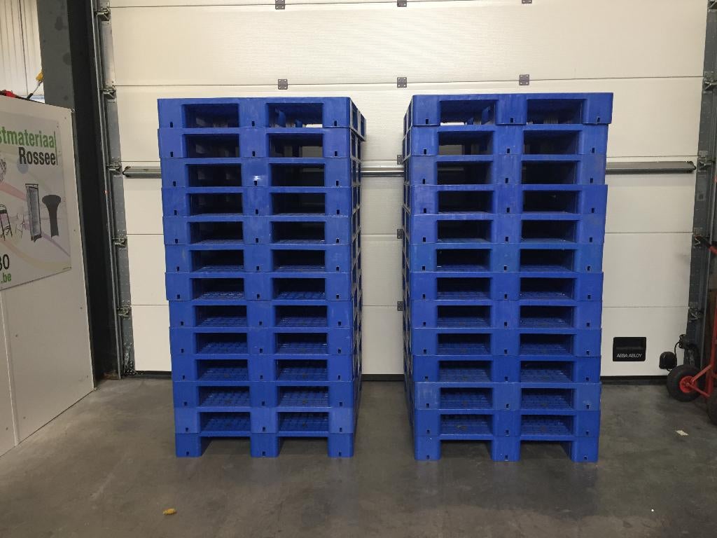 (105) Kunststof paletten 120 x 100 zijn als nieuw, Doe-het-zelf en Bouw, Kratten en Dozen, Zo goed als nieuw, Ophalen