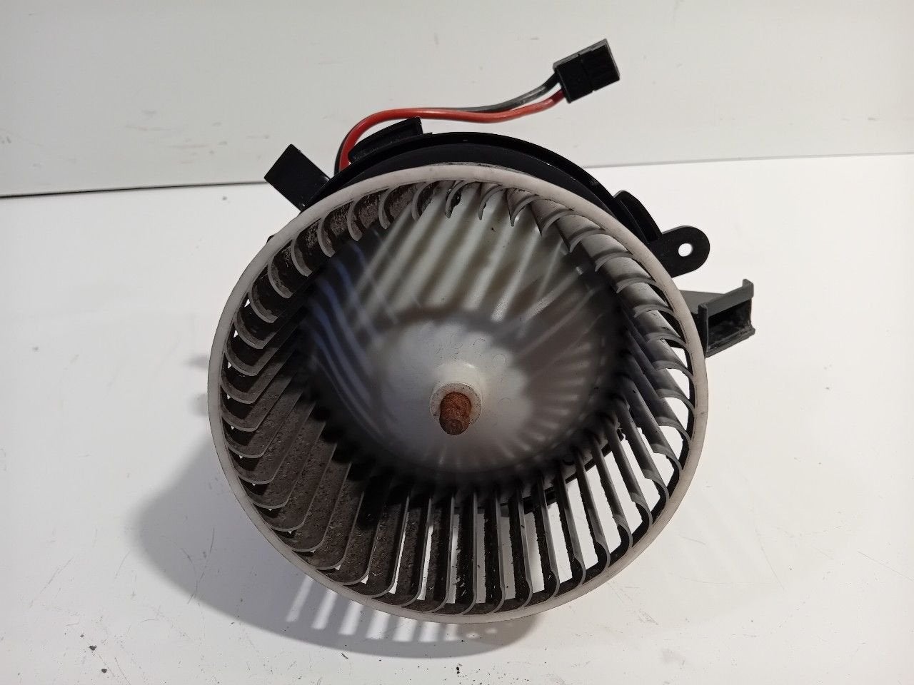 Kachel ventilator motor Audi A5, Onderdelen@venauto.nl, Van der Ven Autorecycling B.V., Ettenseweg 76, 4706 PB Roosendaal, The Netherlands