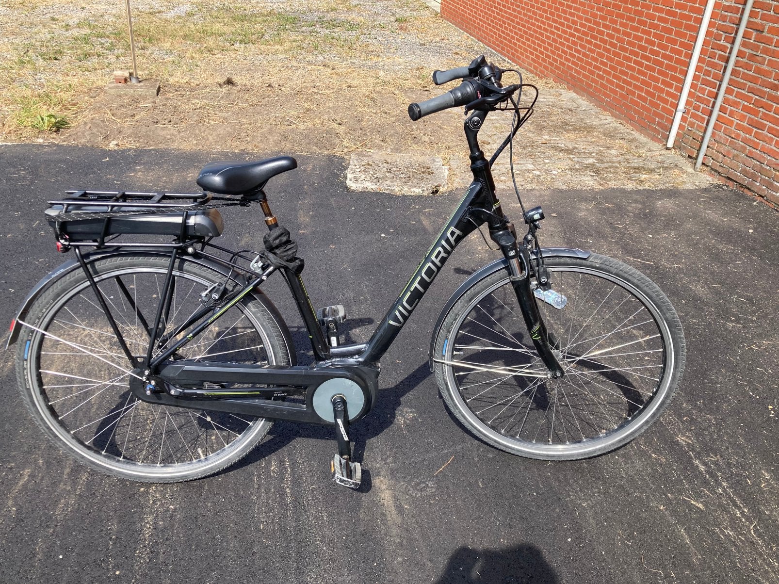 E-fiets van Bosch, Fietsen en Brommers, Elektrische fietsen, Ophalen of Verzenden, Zo goed als nieuw, 47 tot 51 cm, 50 km per accu of meer