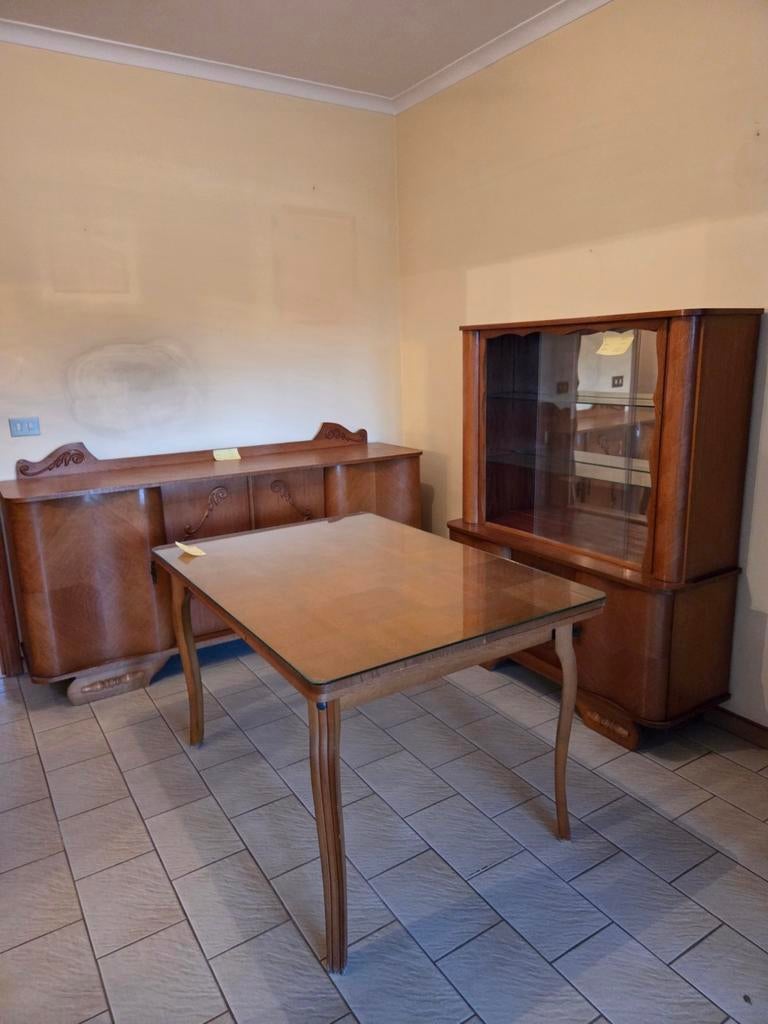 Salle à manger., Enlèvement