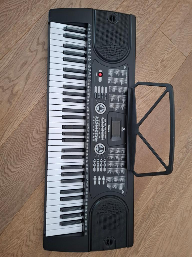 Keyboard (61 toetsen) - Fazley FKB-050, Muziek en Instrumenten, Keyboards, Ophalen, 61 toetsen