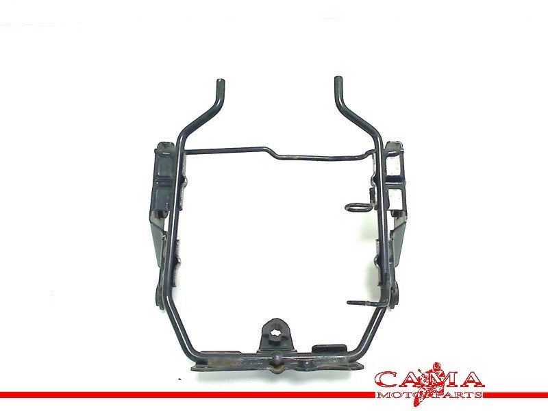 CARENAGE SUPPORT (UPPER) Suzuki GSR 600 2006-2010 (GSR600), Motos, Dhr. S. di Majo, Utilisé, Info@cama-motorparts.nl, P.J. Troelstraweg 8 8
3144 CX  MAASSLUIS, NL