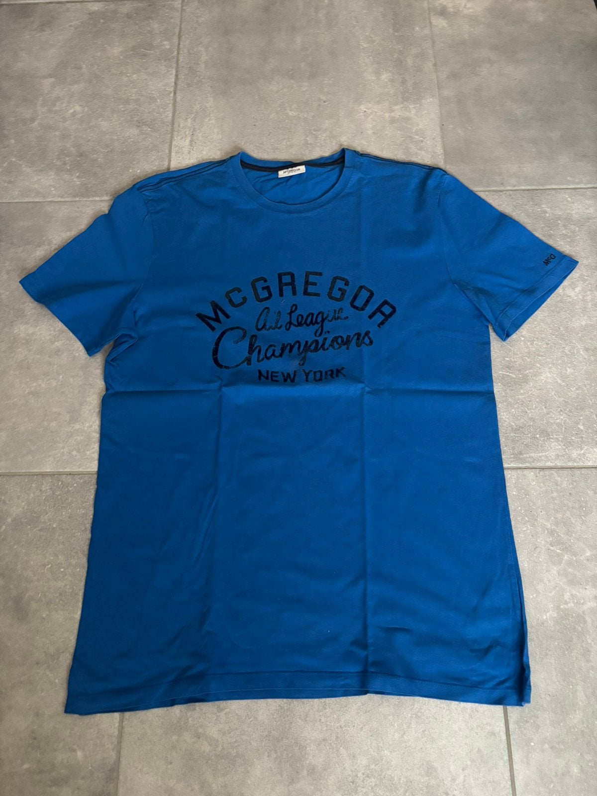 T-shirt McGregor taille L, Enlèvement ou Envoi, Comme neuf