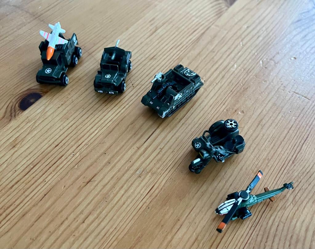Vintage Galoob Micro Machines leger voertuigen – jaren 80/90, Verzamelen, Ophalen of Verzenden, Gebruikt