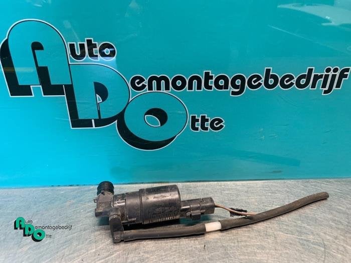 Pompe lave-glace avant d'un Peugeot 107 (107 05-), -, 3 mois de garantie, Utilisé, -