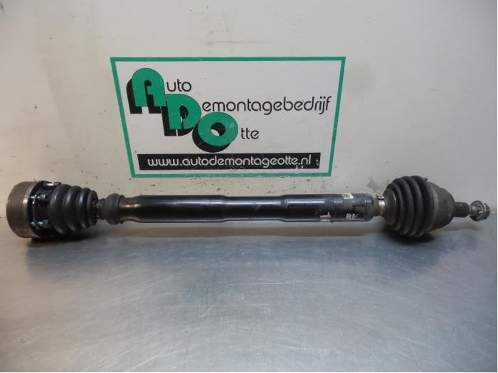 Arbre de transmission avant droit d'un Audi A3 (A3 96-), -, 3 mois de garantie, Audi, Utilisé