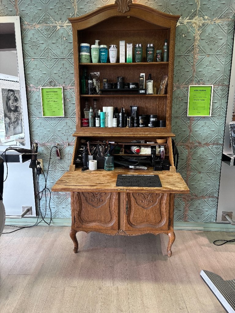 Antiek houten bureau — historische stijl — 40€, Ophalen