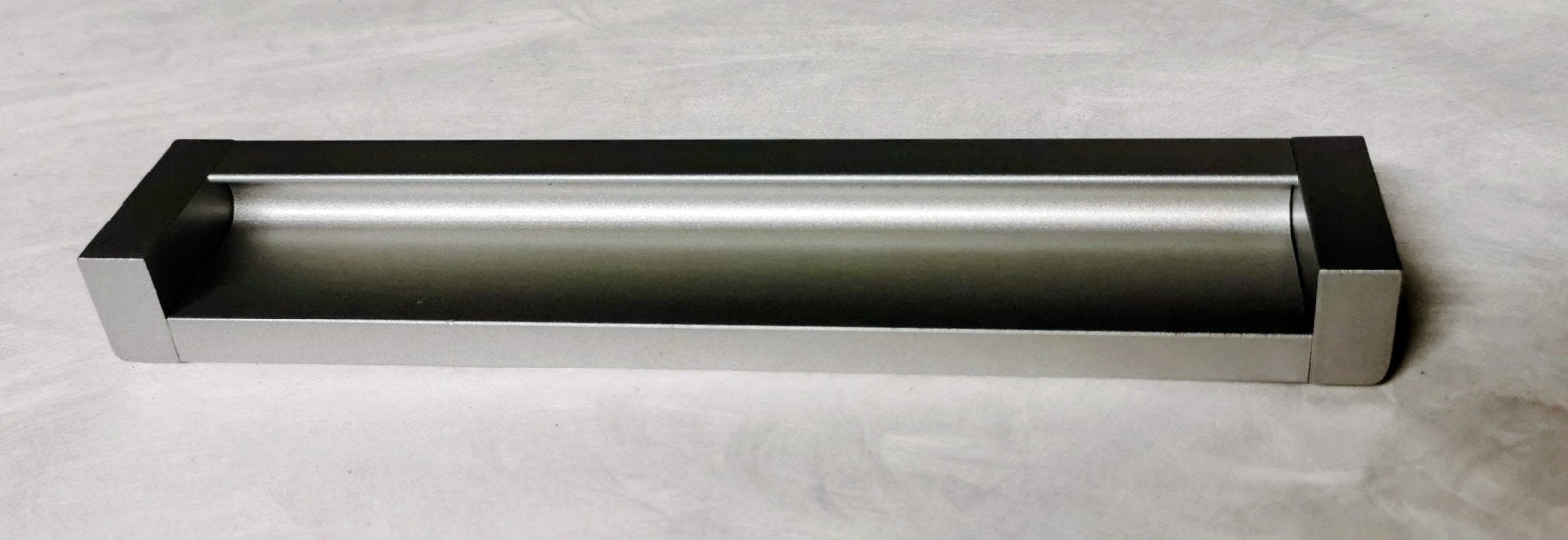 Poignée moderne pour grand bol et meuble en aluminium (175 m, Enlèvement ou Envoi