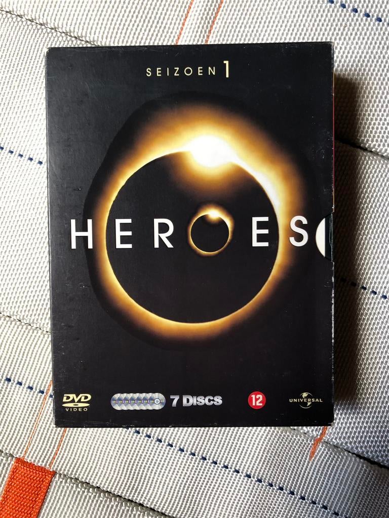 Heroes, Ophalen of Verzenden, Zo goed als nieuw