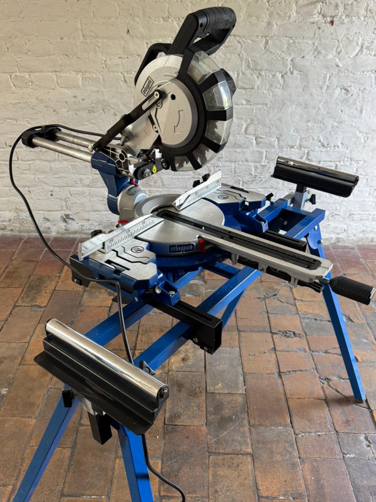 SCHEPPACH HM216SPX verstekzaag met werkbank, Doe-het-zelf en Bouw, Gereedschap | Zaagmachines, Ophalen, 70 mm of meer, Zo goed als nieuw