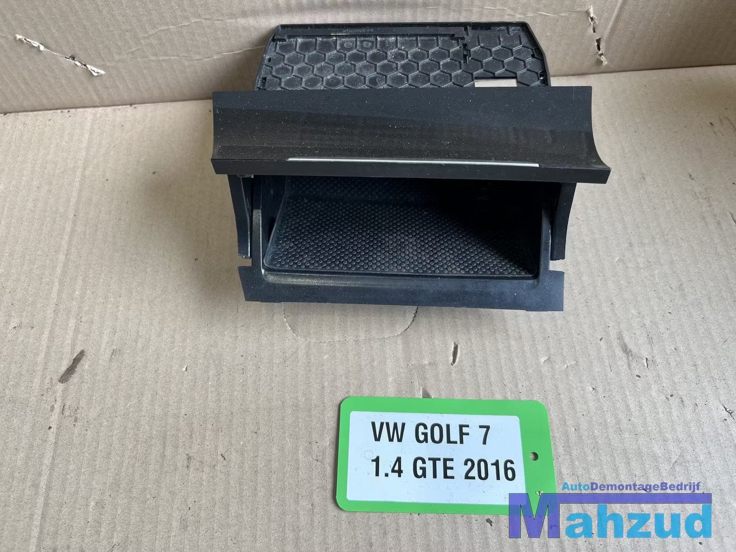 VW GOLF 7 Middenconsole la lade kastje ubs asbak 2012-2021, Auto-onderdelen, Gebruikt, Volkswagen, Volkswagen AG, Vw@volkswagen.de