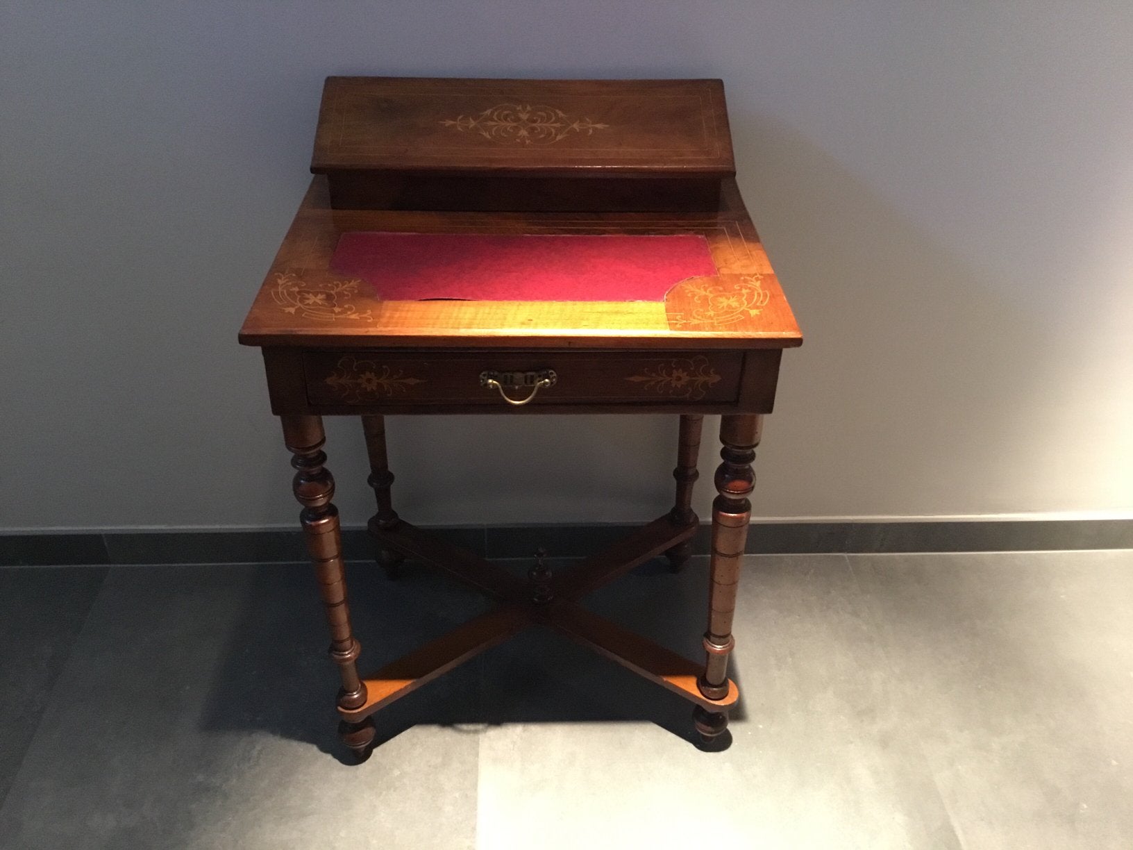 Decoratieve kastje, Huis en Inrichting, Ophalen, Gebruikt, Bruin, Hout