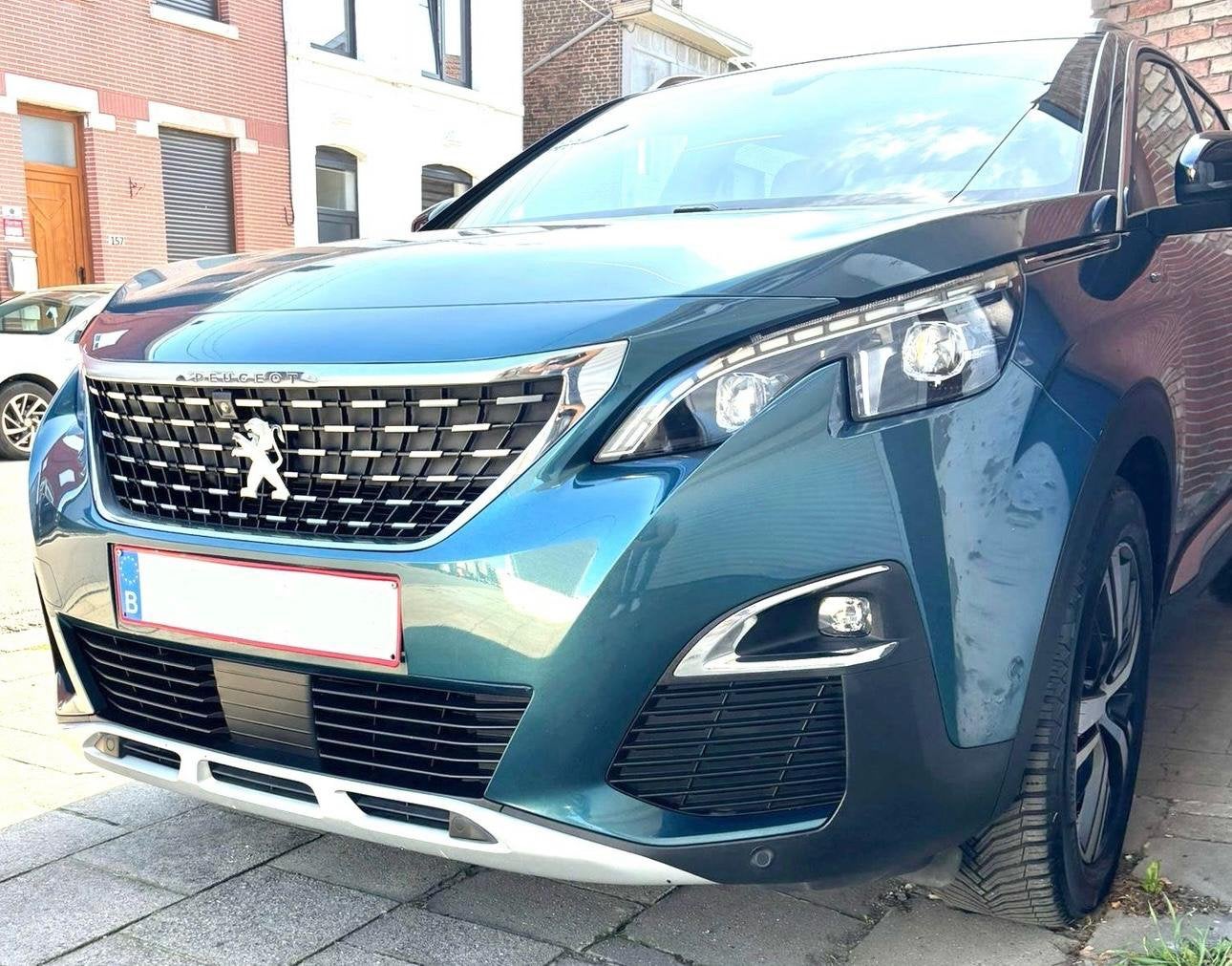 Peugeot 5008 1.6 AdBlue diesel full options, Ophalen, Peugeot