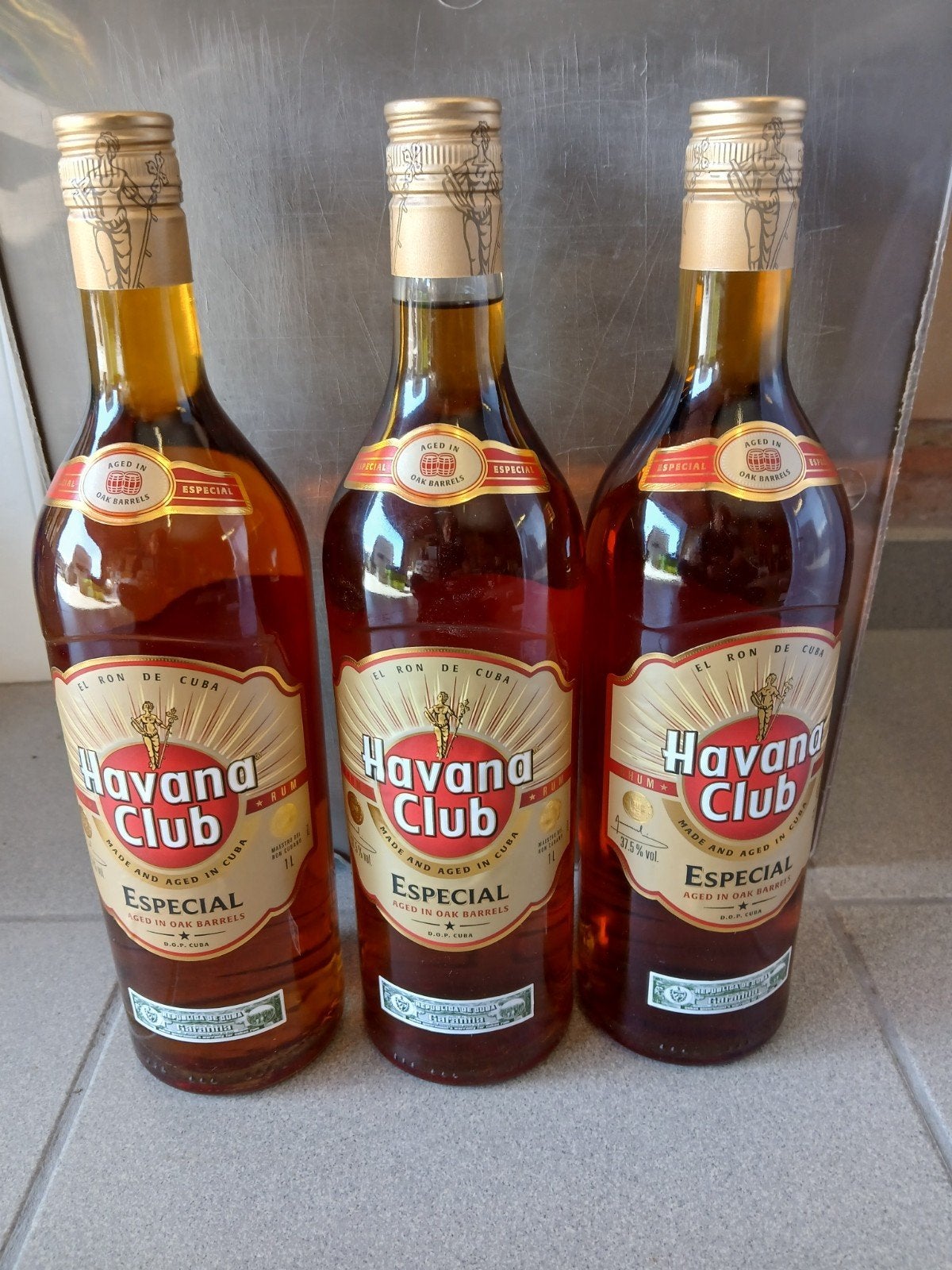 Lot de 3 bouteilles 1l Havana Especial rhum, Collections, Vins, Enlèvement, Neuf, Autres régions, Autres types
