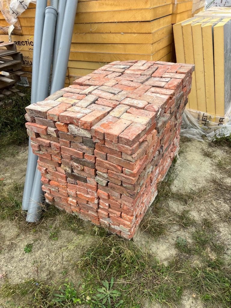 Oude gekuiste steen, Doe-het-zelf en Bouw, Ophalen, Zo goed als nieuw, Bakstenen