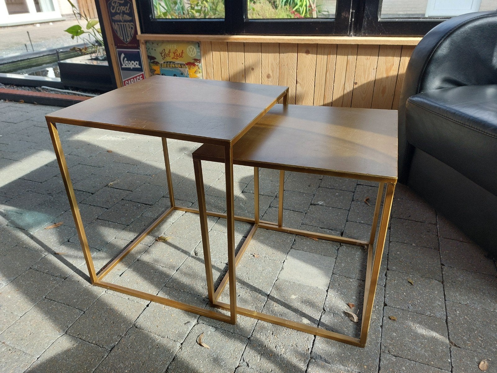 set van 2 messing bijzettafeltjes, Overige materialen, Minder dan 55 cm, Gebruikt, Vierkant