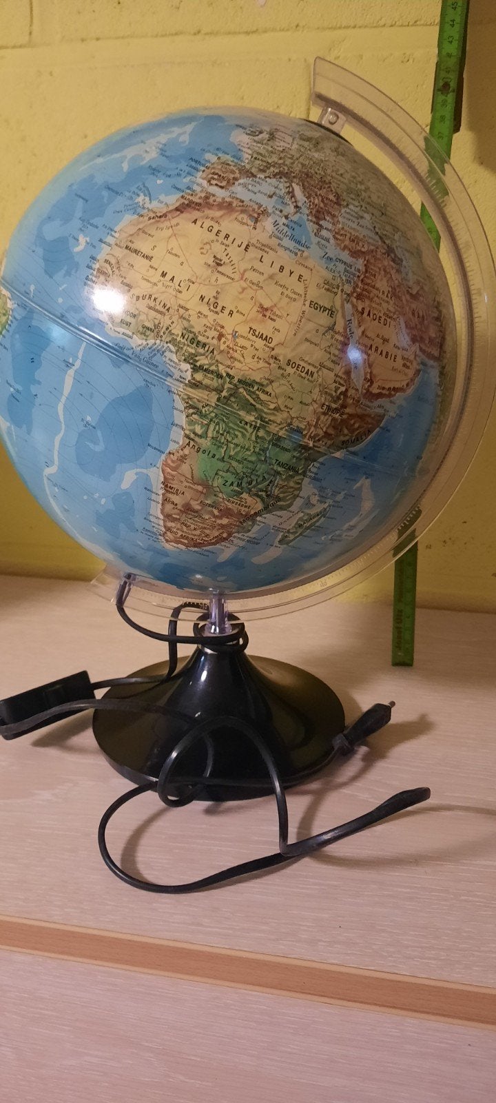 wereldbol met verlichting, Huis en Inrichting, Woonaccessoires | Wereldbollen, Ophalen