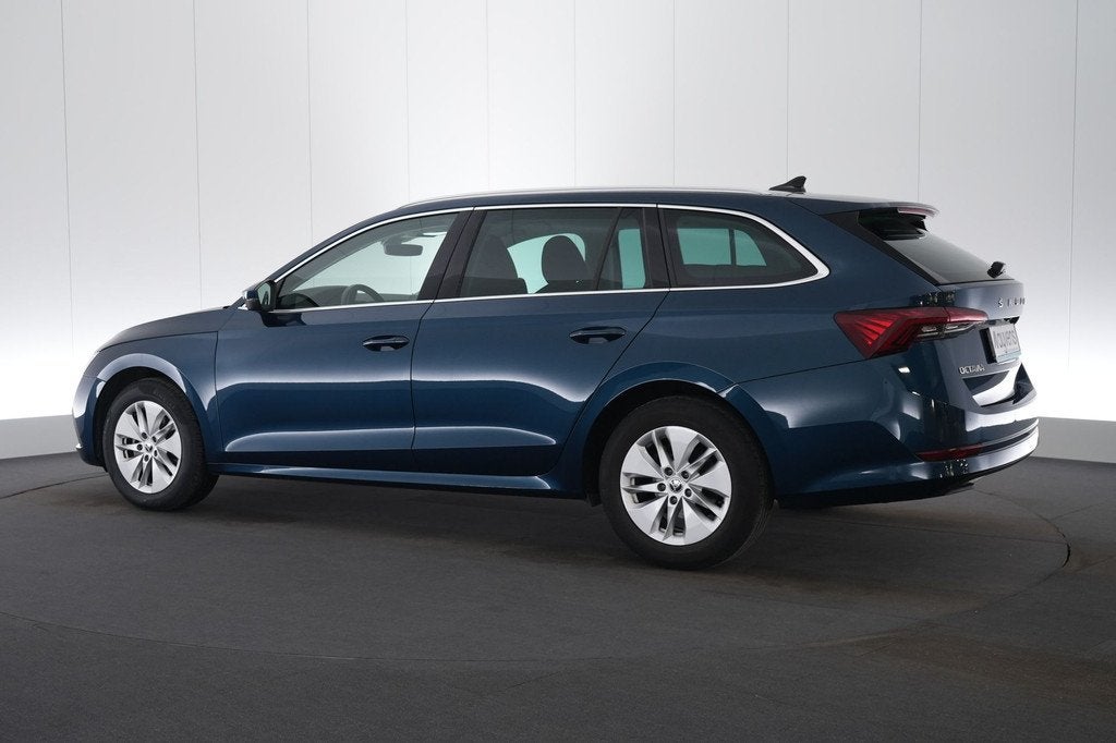 (1YMK510) SKODA OCTAVIA COMBI, Stof, Gebruikt, Blauw, Bedrijf