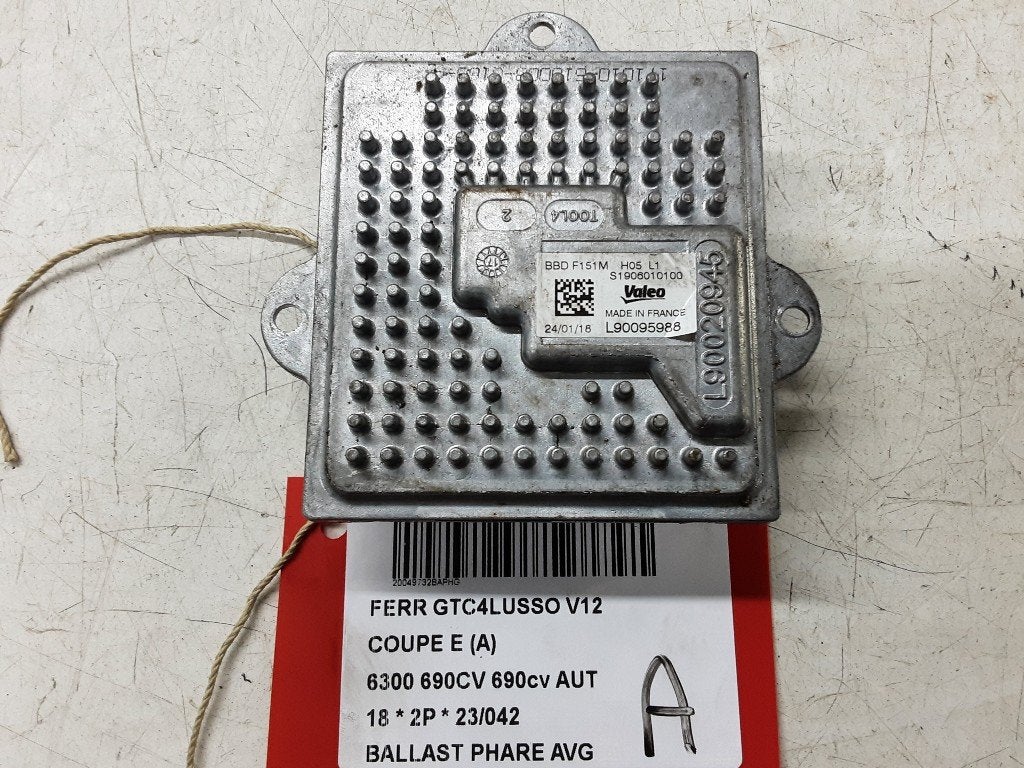 BALLAST DE PHARE XENON GAUCHE GTC4 Lusso (L90095988), Mevr. I. Hauben, Ferrari, Utilisé, Rue de l'Espoir 34 34
4030  GRIVEGNÉE, BE
