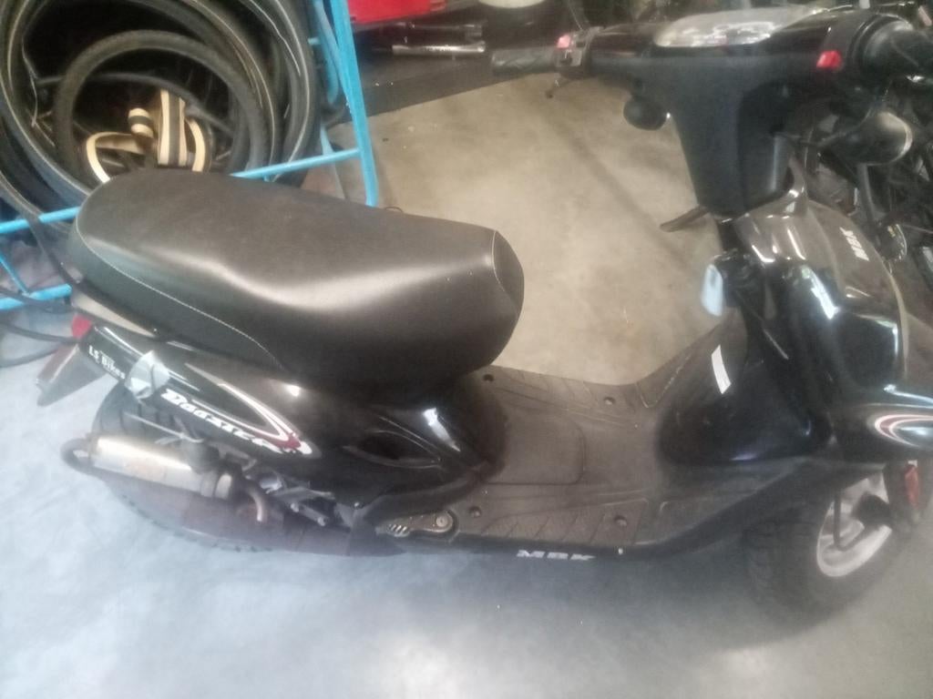MBK booster, Fietsen en Brommers, Ophalen