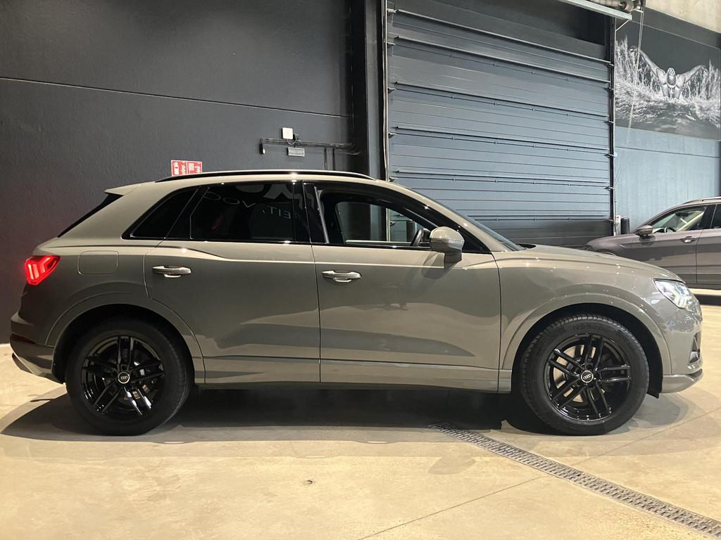 Audi Q3 40 TFSI quattro S LINE | NAVI | CAMERA | ECC | Trekh, Auto's, 4 deurs, Stof, Gebruikt, Zwart