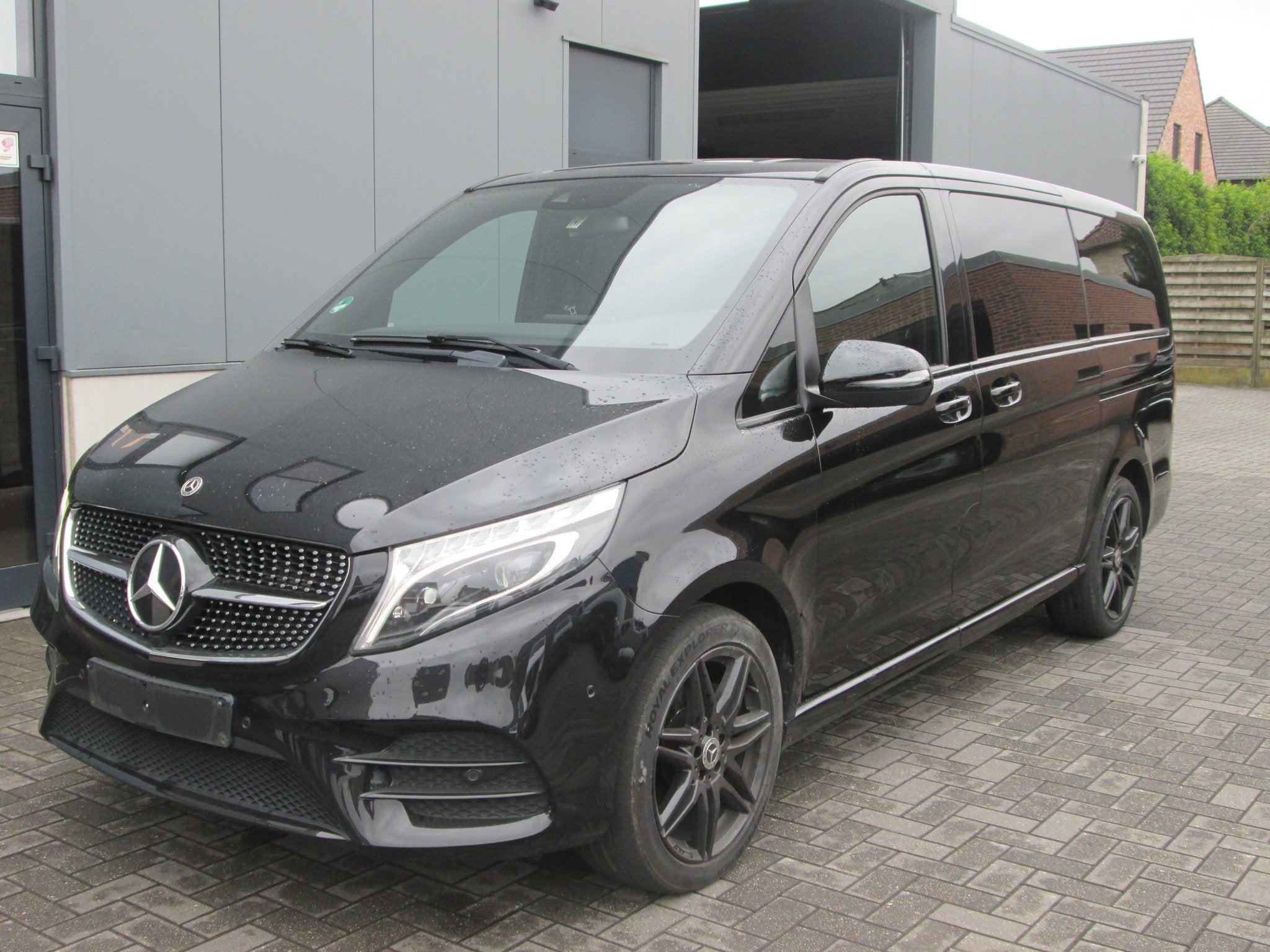 Mercedes-Benz V-Klasse 300 AMG LEDER LED DISTRONIC LICHTE VR, Autos, Mercedes-Benz, Cuir, Euro 6, Entreprise, Carnet d'entretien