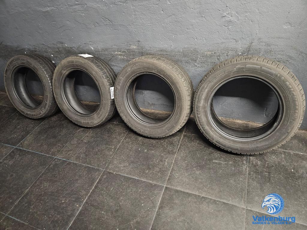 7mm! Winterbanden 205/65R16C Michelin Agilis Alpin Cargo, Auto-onderdelen, Banden en Velgen, -, Band(en), -, Bestelwagen