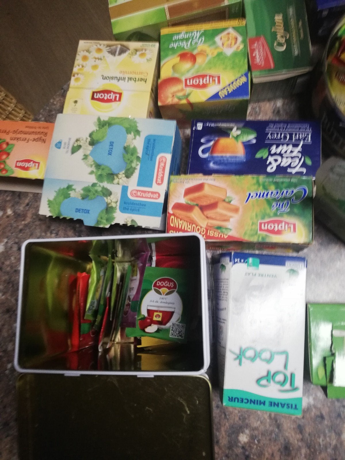 lot de sachets de thé, Enlèvement