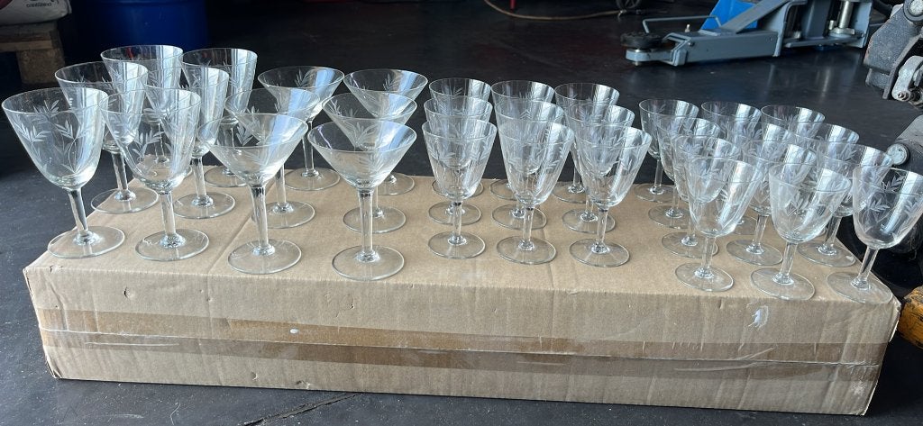 Service à verres vintage, Enlèvement