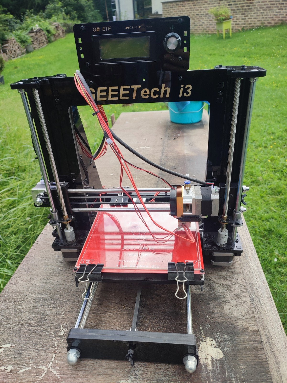imprimantes 3 D a la piece ou en lot,lire annonce, Ophalen
