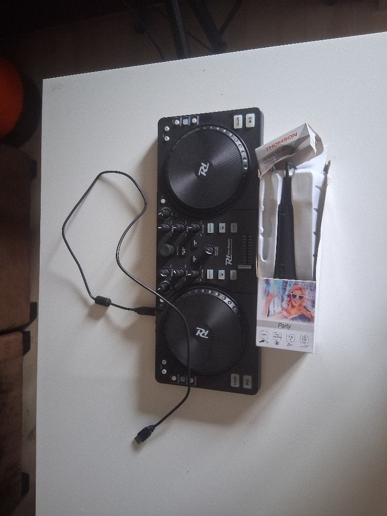 Dj set boxen, mengpaneel,statief voor laptop + tafel, Muziek en Instrumenten, Dj-sets en Draaitafels, Ophalen, Zo goed als nieuw