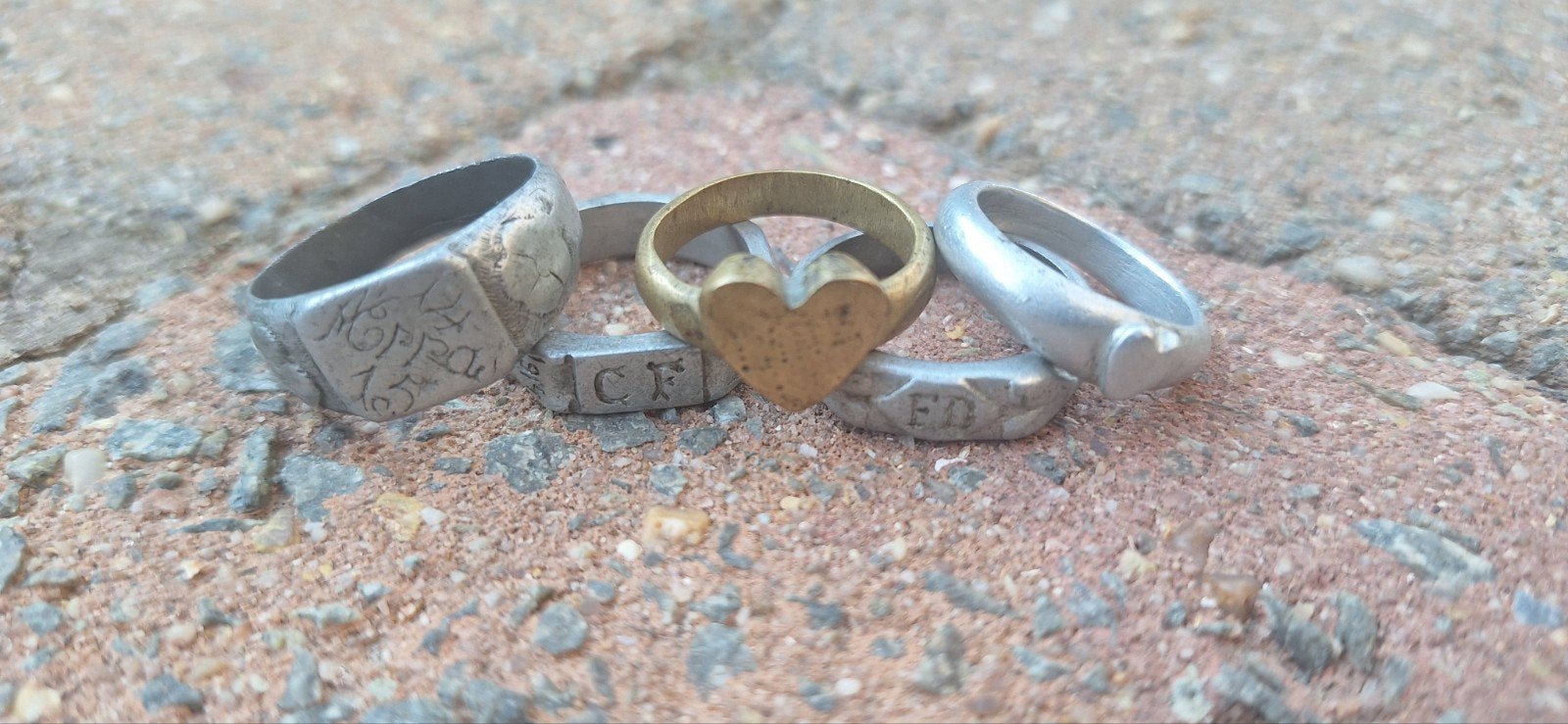 Poilu w1 ringset, Ophalen