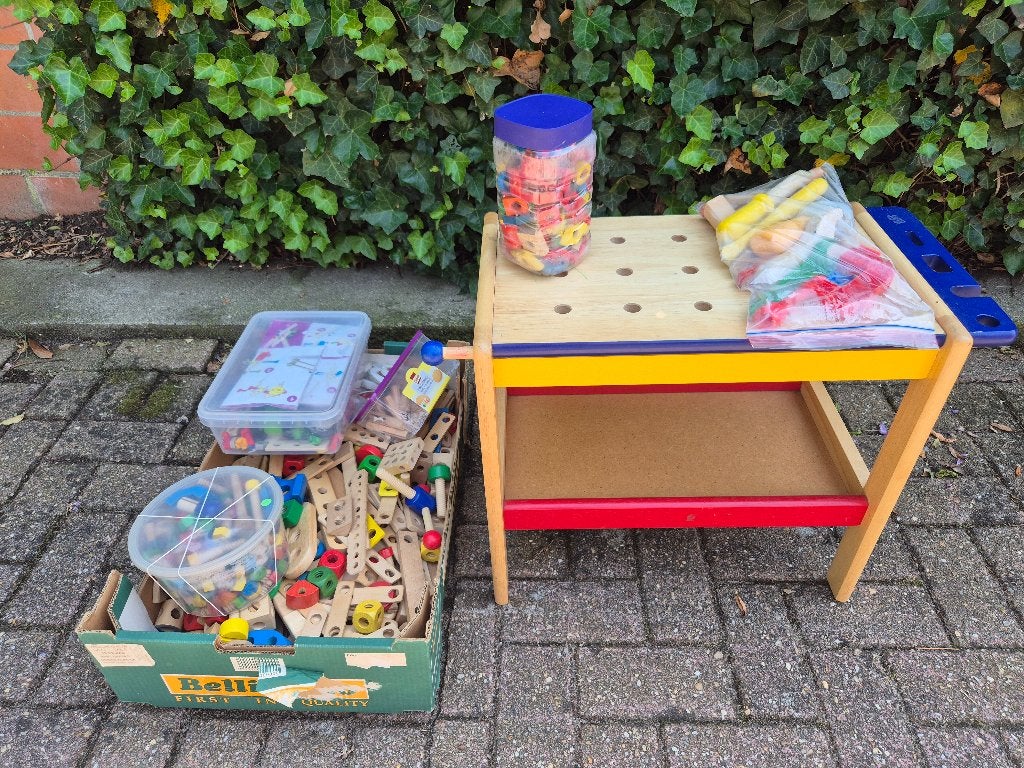 Houten werkbank + toebehoren, Ophalen, Gebruikt, Meubelstuk of Keukentje