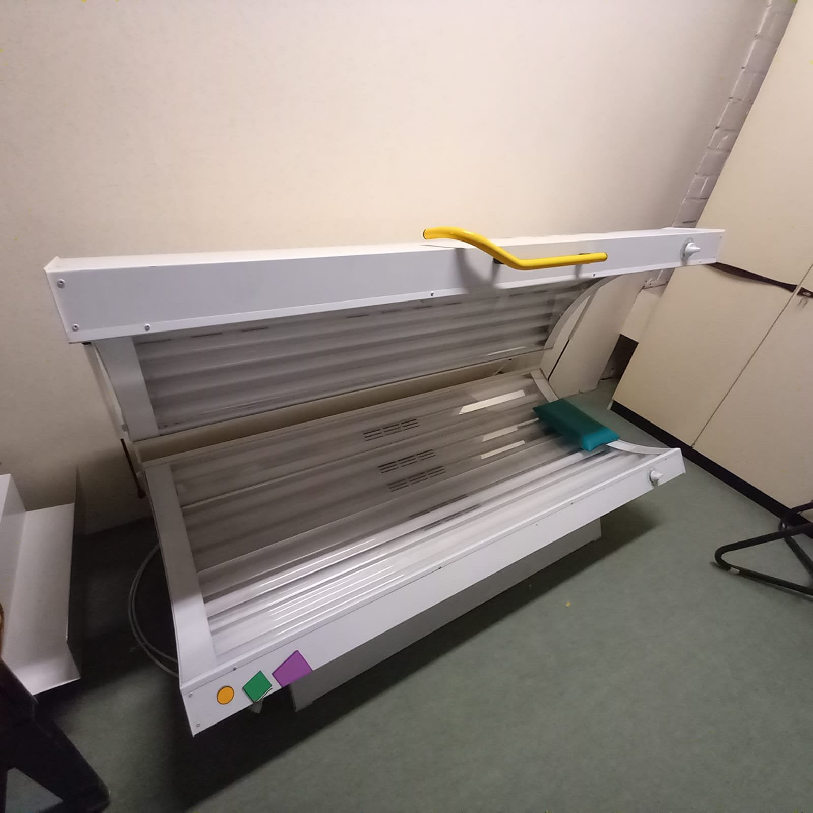 Lit de bronzage, Enlèvement, Utilisé, Banc solaire double, 15 lampes ou plus