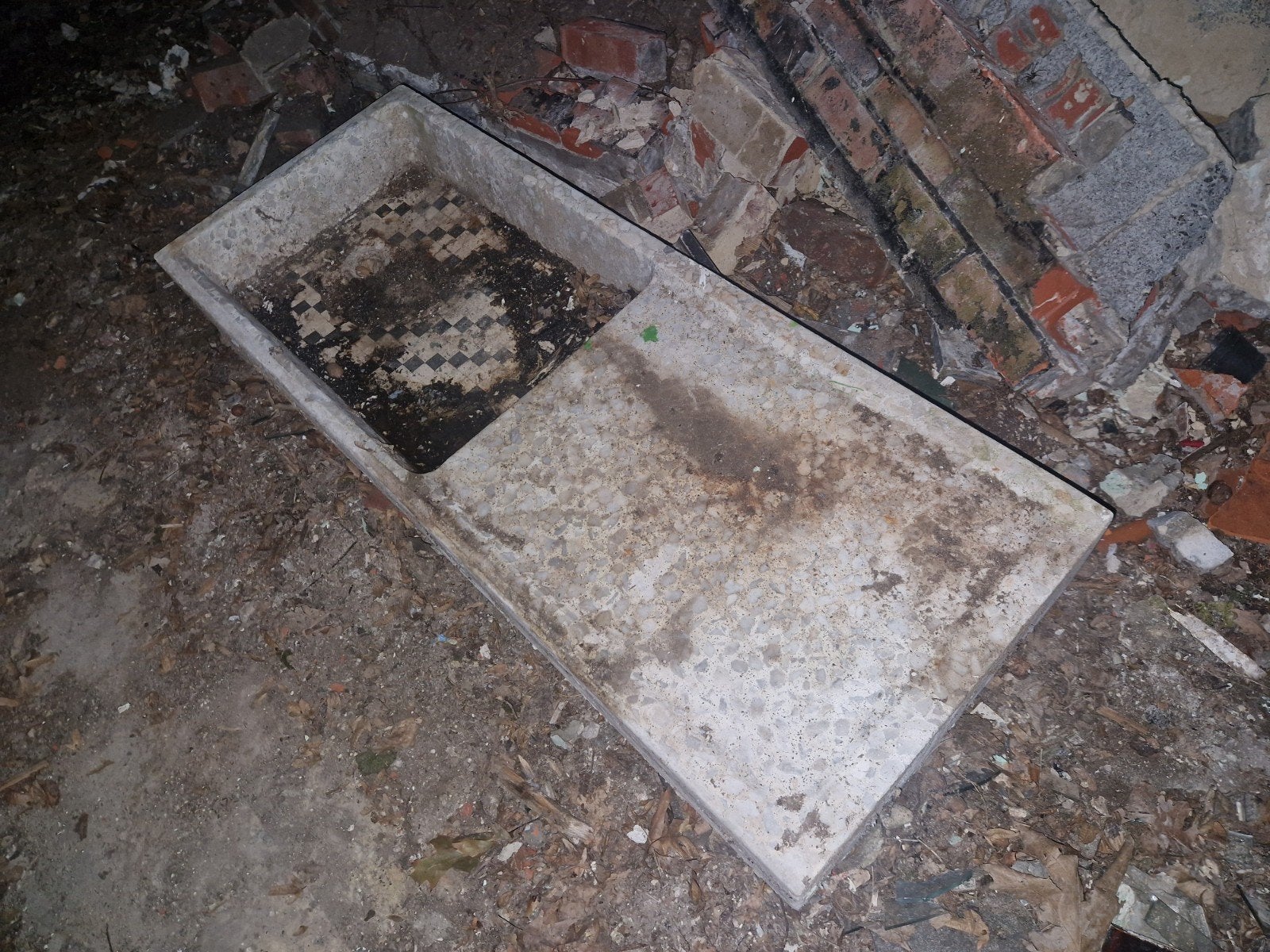 GRATIS terrazzo gootsteen, Bricolage & Construction, Enlèvement