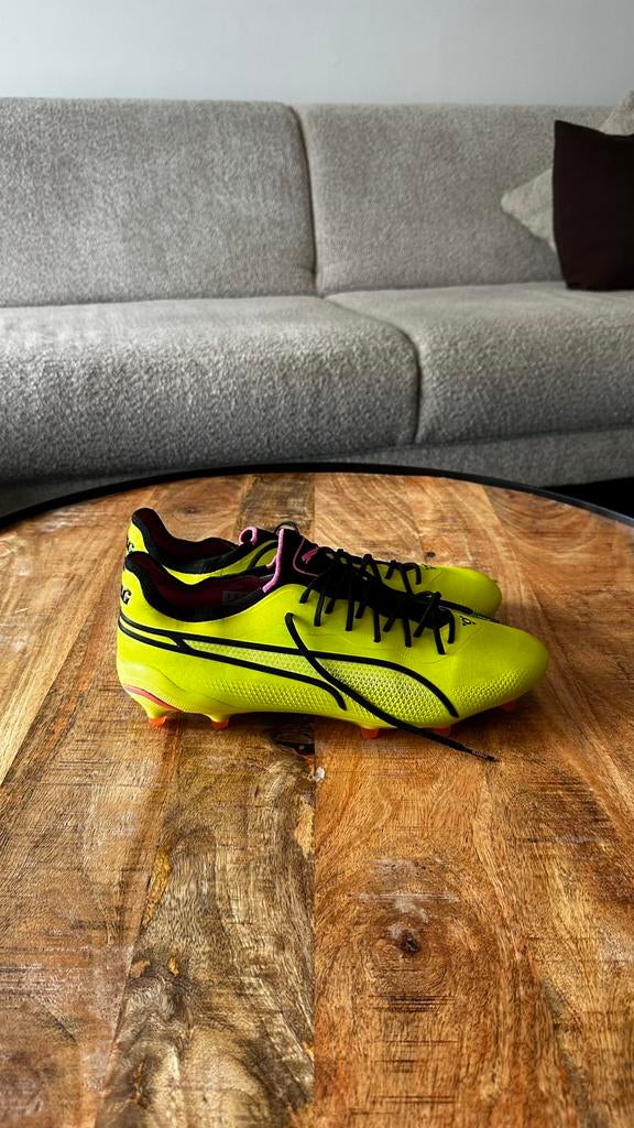 Puma King Ultimate voetbalschoenen maat 46, Ophalen, Zo goed als nieuw, Schoenen