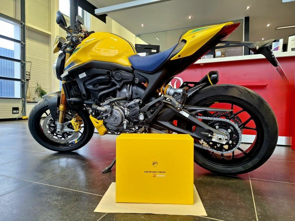 DUCATI MONSTER Senna Limited Édition 132/341, Motos, Pièces | Ducati