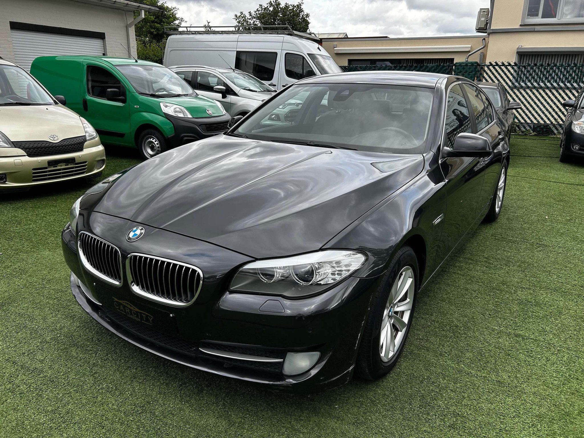 BMW 5 Serie 525 D X -DRIVE 218 PK  LEDER XENON  FU, Autos, 4 portes, Entreprise, Noir, Automatique