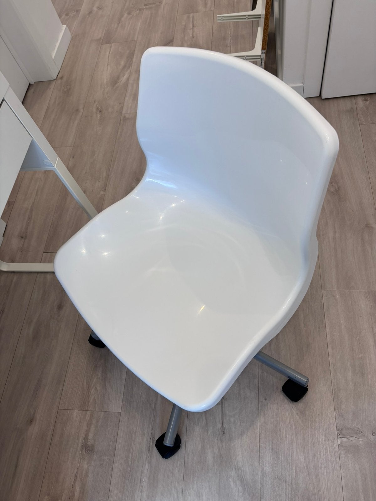 Bureaustoel, Huis en Inrichting, Ophalen, Zo goed als nieuw, Wit, Bureaustoel