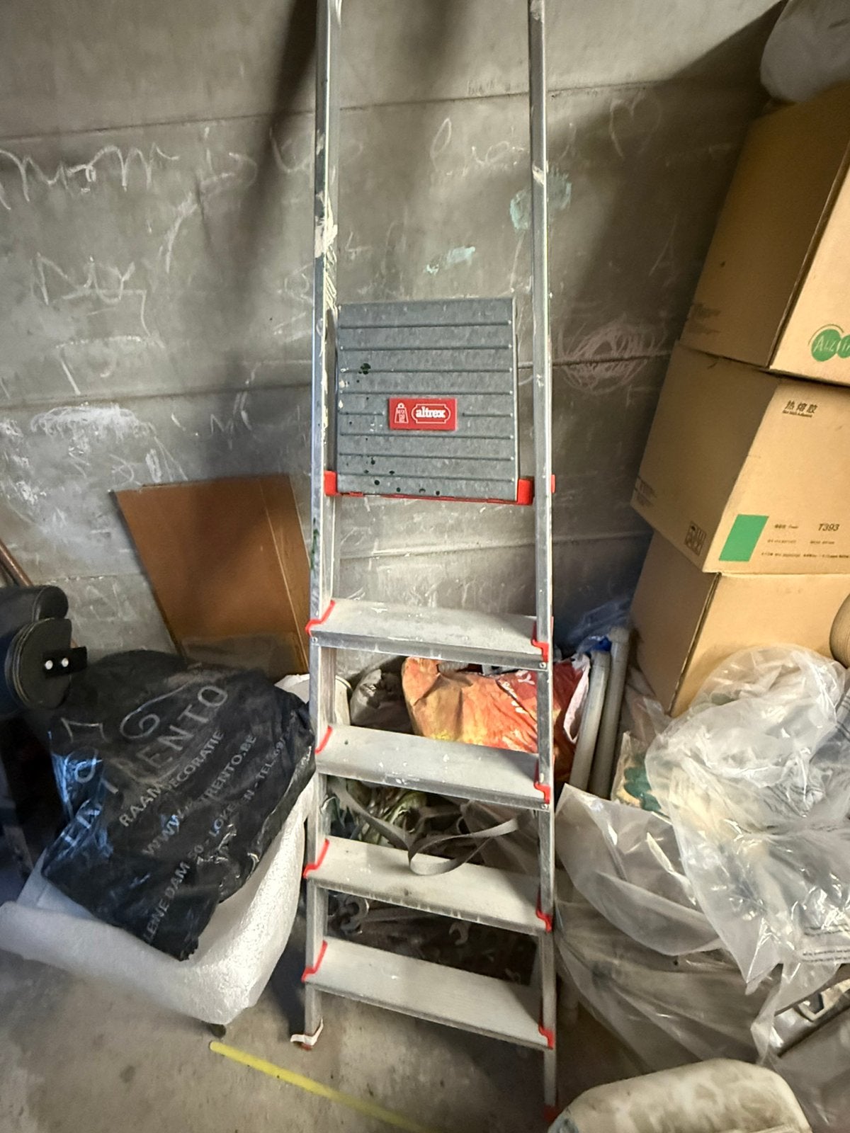 Ladder altrex, Doe-het-zelf en Bouw, Ladders en Trappen, Ophalen, Zo goed als nieuw, Ladder