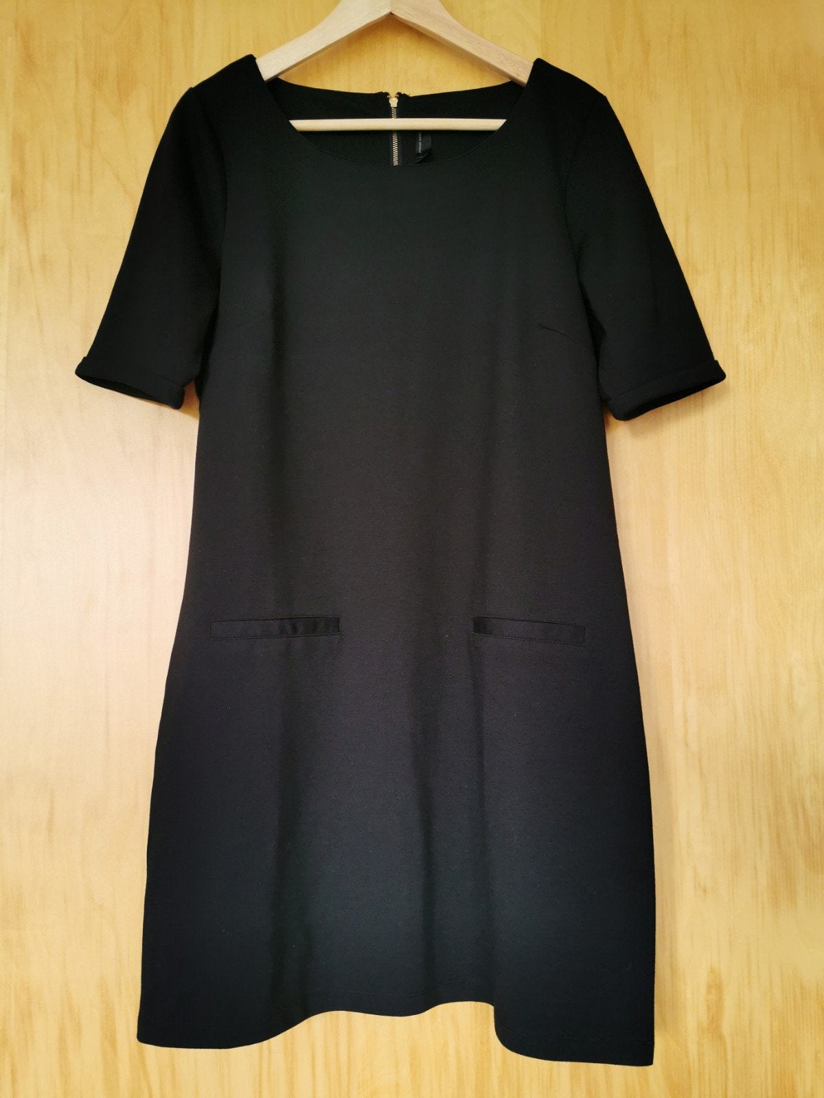 Zwarte winterjurk Vero Moda - maat 40, Maat 38/40 (M), Vero Moda, Zwart, Ophalen of Verzenden