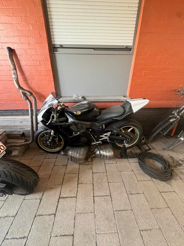Yamaha r6, Particulier