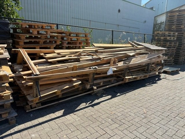 Gratis Hout, Enlèvement